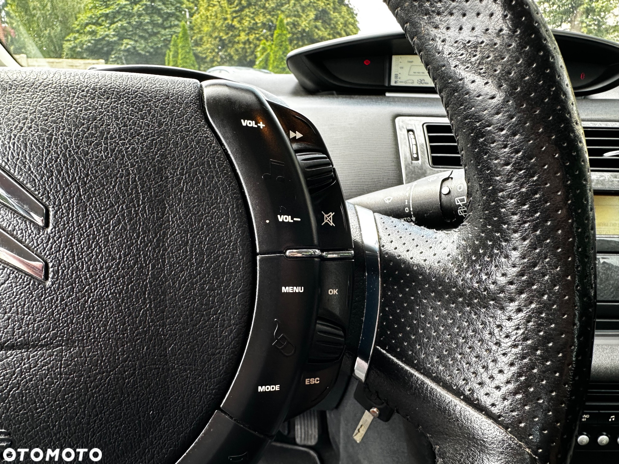 Citroën C4 1.6 16V Exclusive - 27