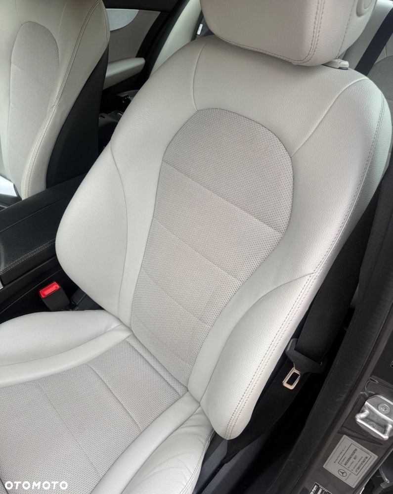 Mercedes-Benz Klasa C 200 7G-TRONIC - 3