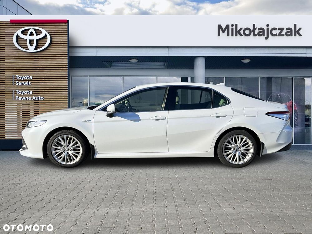 Toyota Camry 2.5 Hybrid Executive CVT - 10