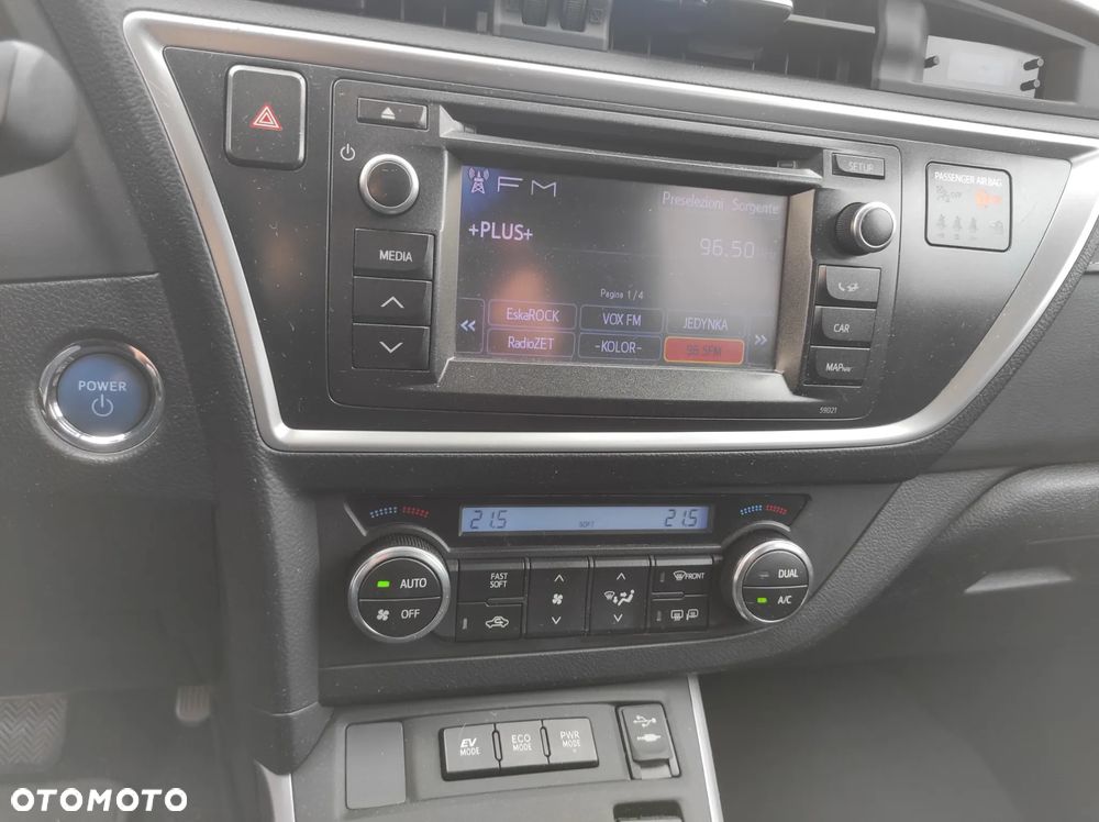 Toyota Auris 1.8 Travel - 25