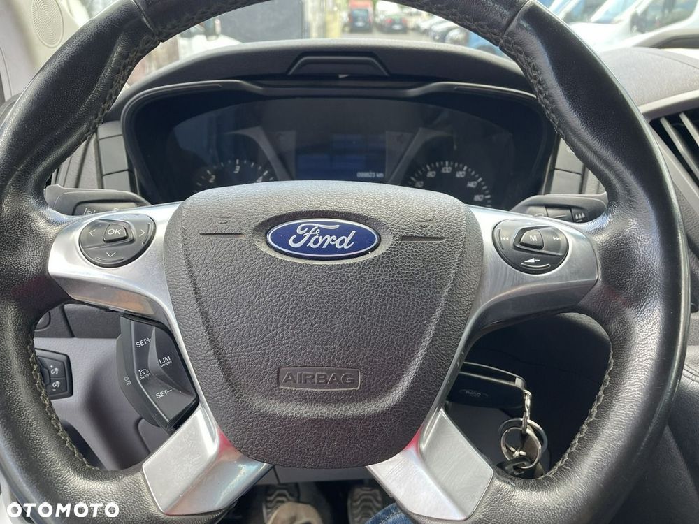 Ford Transit - 24