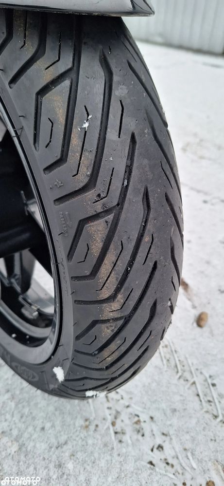 Yamaha X-max - 25