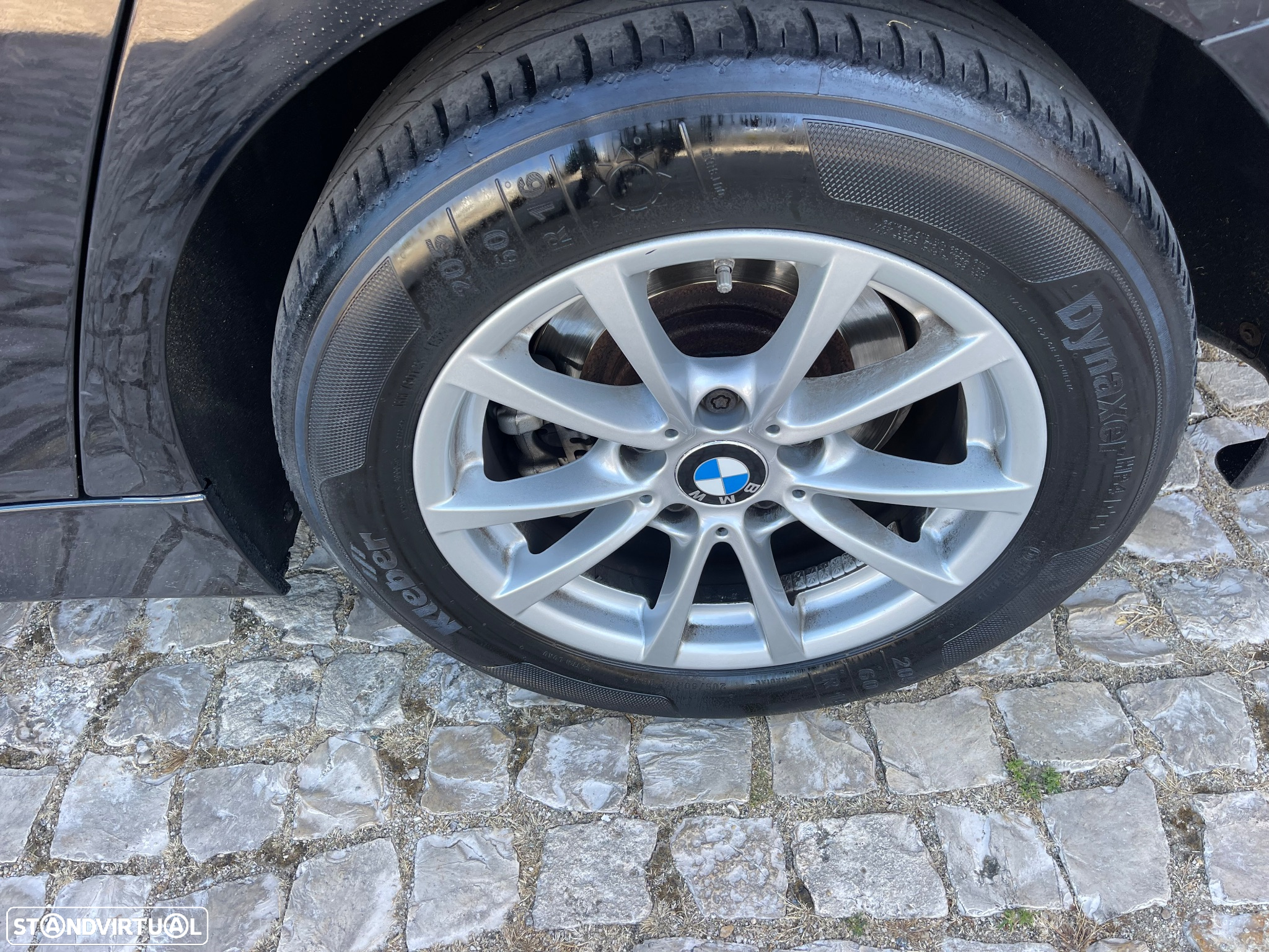 BMW 318 d Line Sport - 13