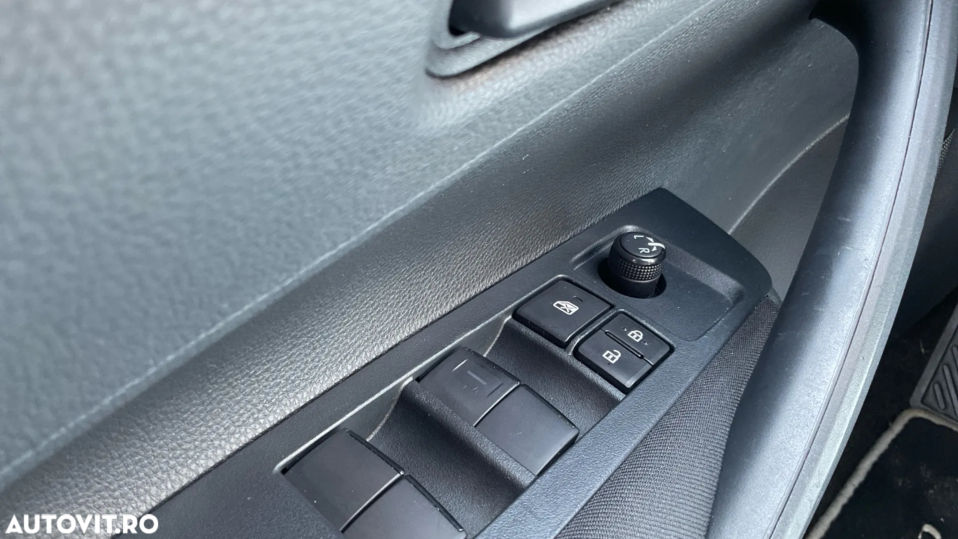 Toyota Corolla 1.8 HSD TS Eco - 21