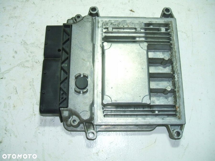 KIA CEED HYUNDAI I30 STEROWNIK KOMPUTER silnika 1.4 1.6 39110-2B520 - 2