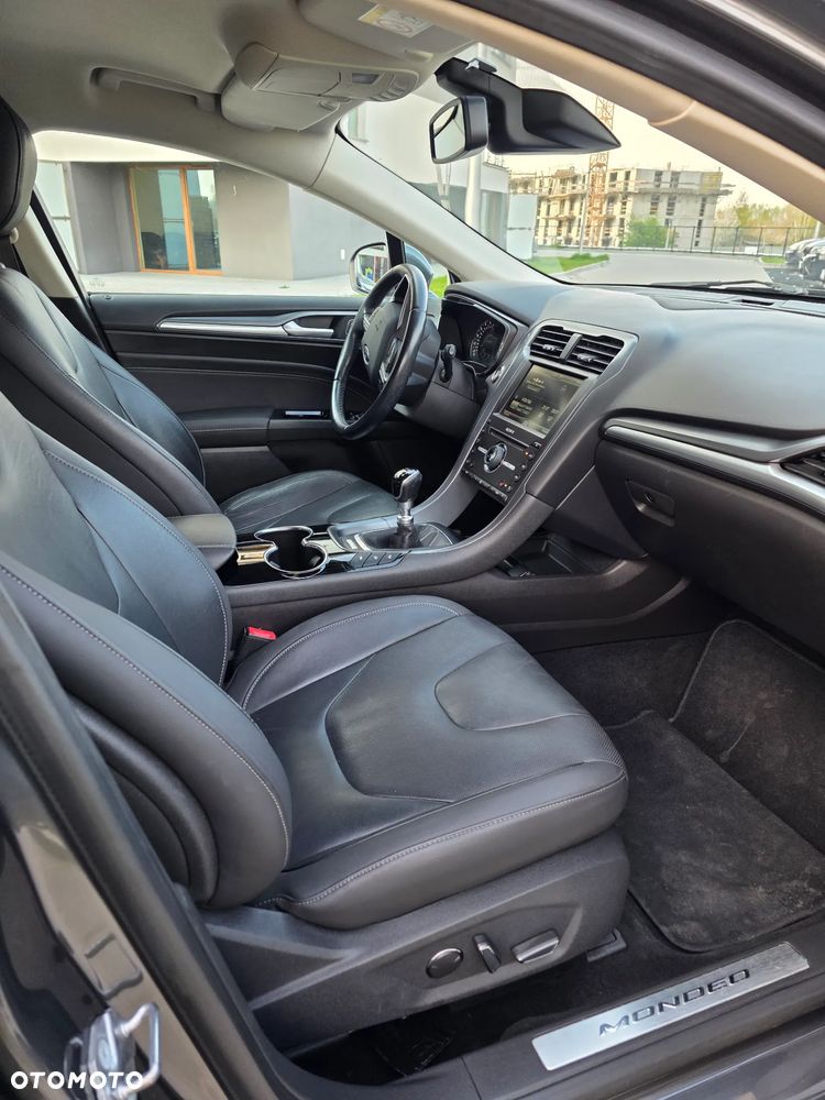 Ford Mondeo 2.0 TDCi Titanium - 12