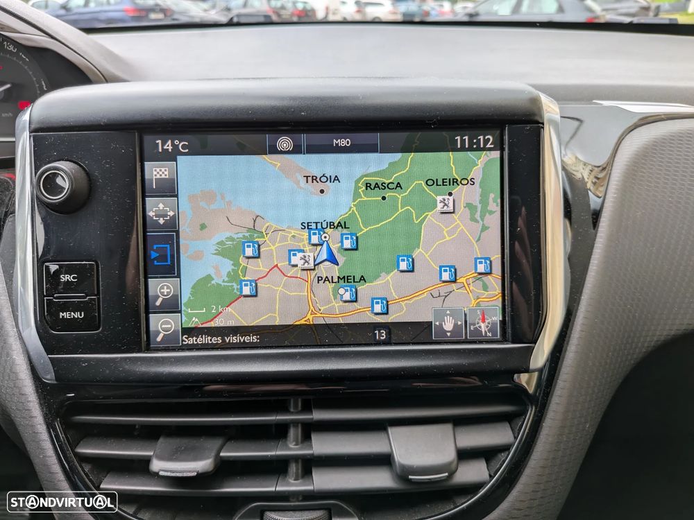 Peugeot 2008 1.2 PureTech Style - 11