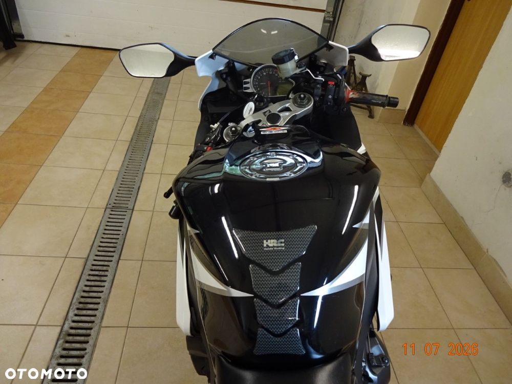 Honda CBR - 10