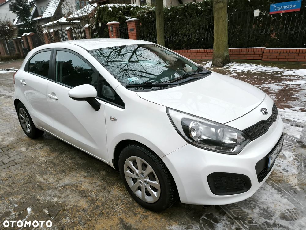 Kia Rio 1.1 CRDI Attract - 33