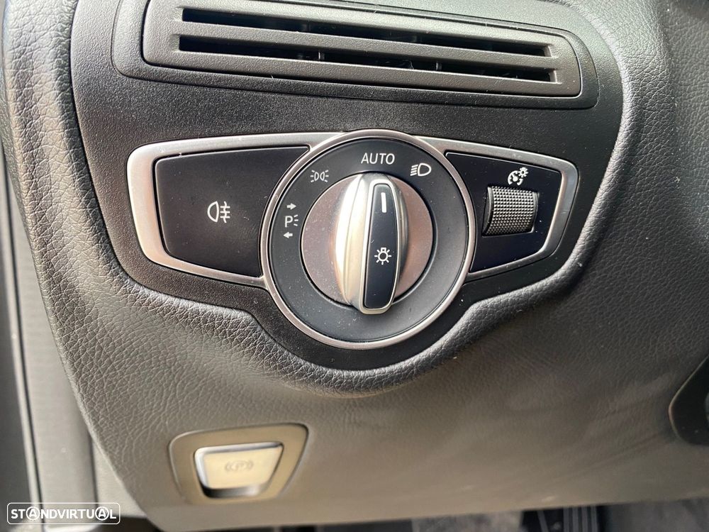 Mercedes-Benz GLC 220 d 4Matic - 24