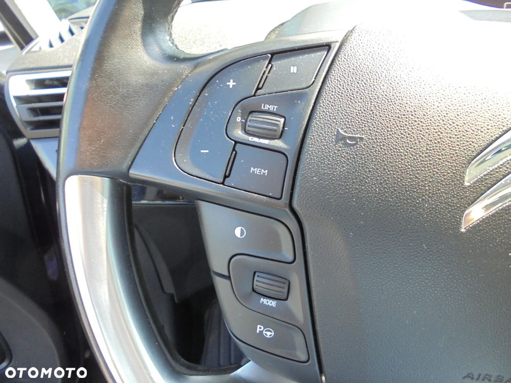 Citroën C4 Picasso HDi 150 FAP Business Class - 17