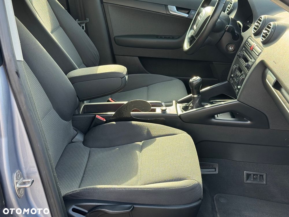 Audi A3 Sportback - 16