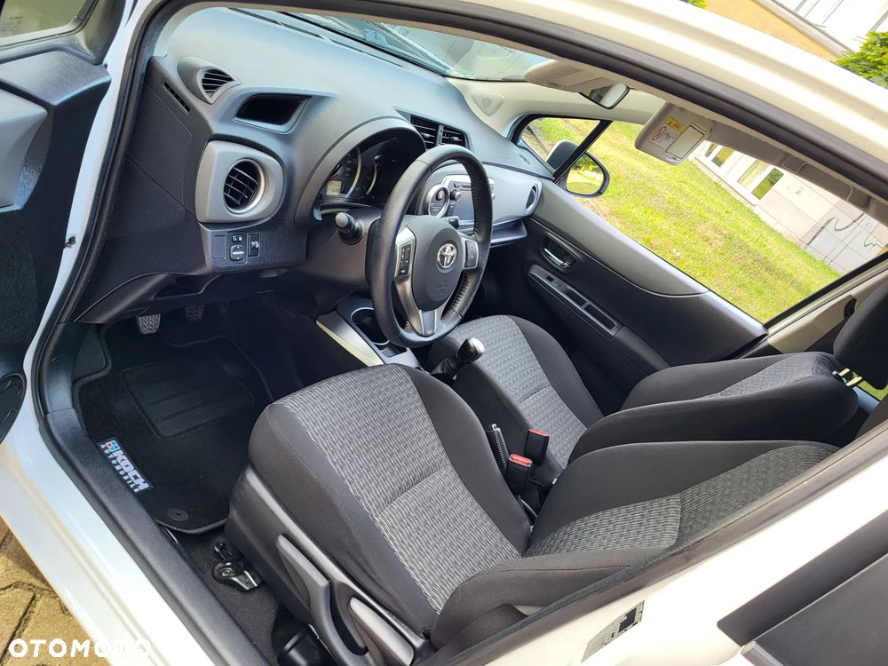 Toyota Yaris 1.0 Life - 11