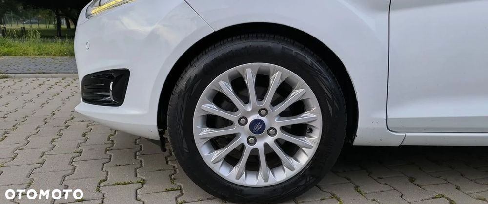 Ford Fiesta 1.6 TDCi DPF Platinium X - 33