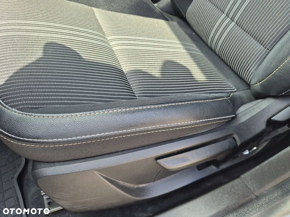 Renault Captur 1.6 E-TECH Full Hybrid 145 E-Tech Engineered - 12