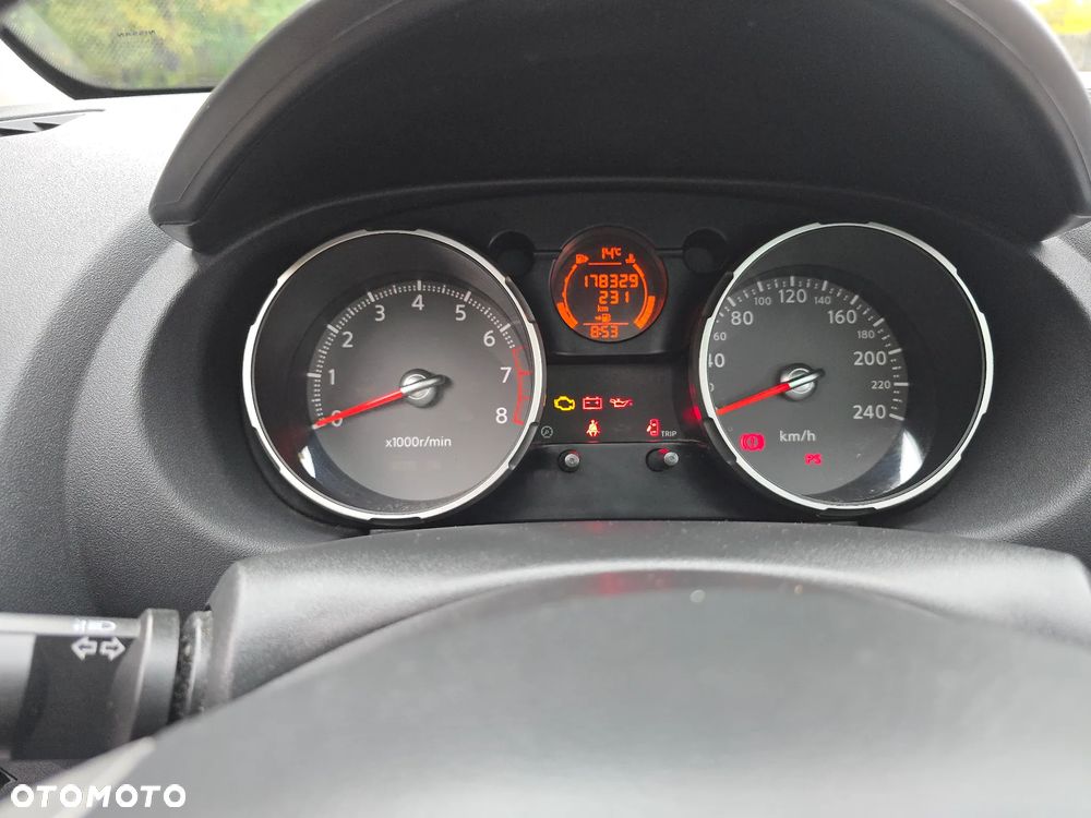 Nissan Qashqai+2 2.0 Tekna Premium - 32