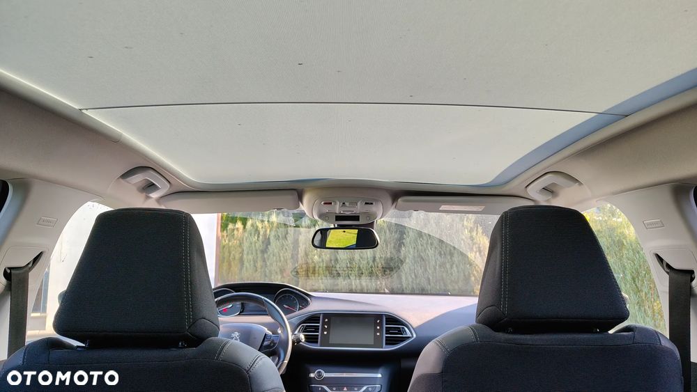Peugeot 308 1.2 PureTech Allure S&S - 29