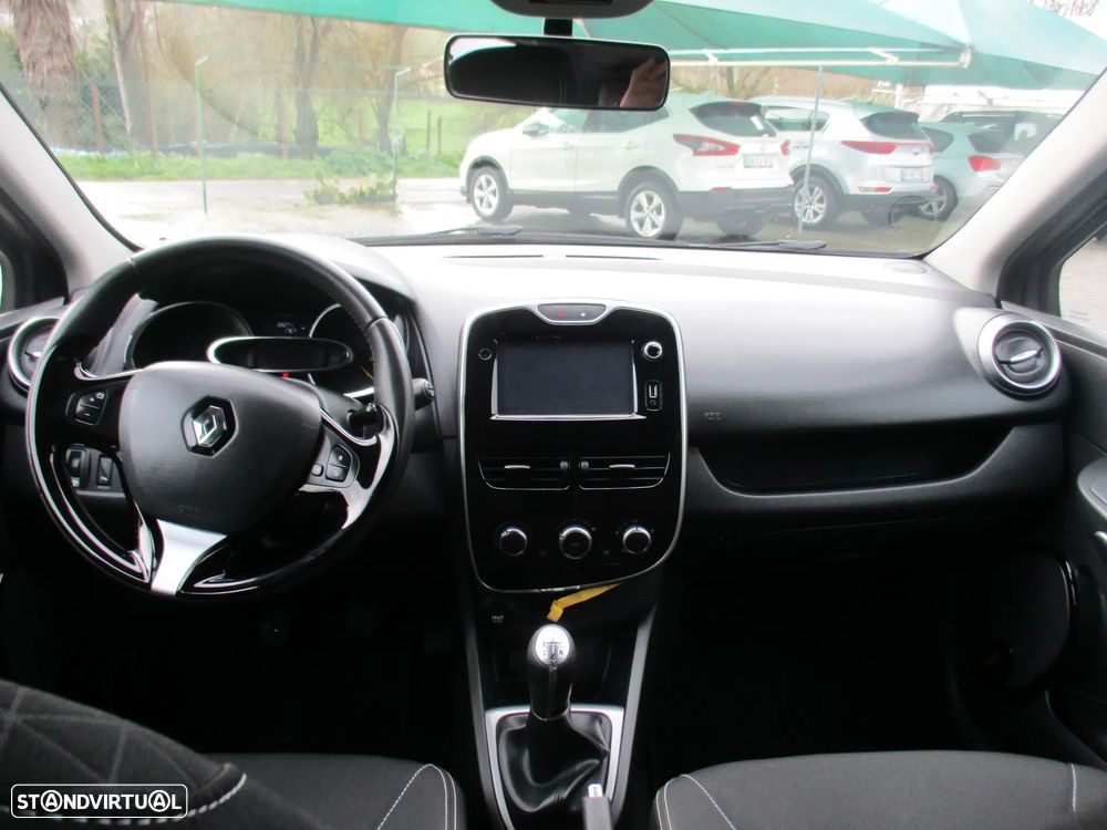 Renault Clio 0.9 TCe Limited - 12