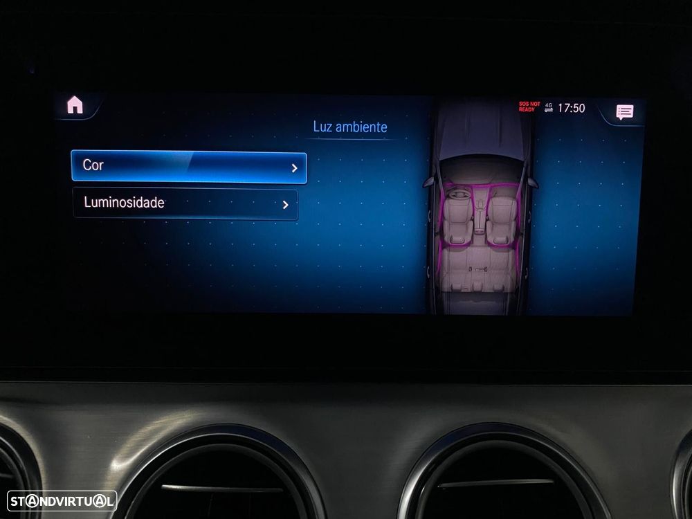 Mercedes-Benz E 300 de Exclusive Line 4Matic - 29