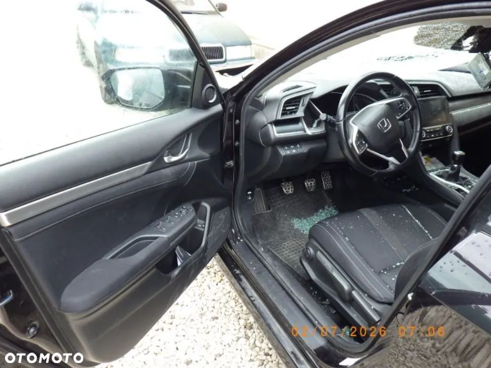 Honda Civic 1.5 i-VTEC Turbo Comfort - 12