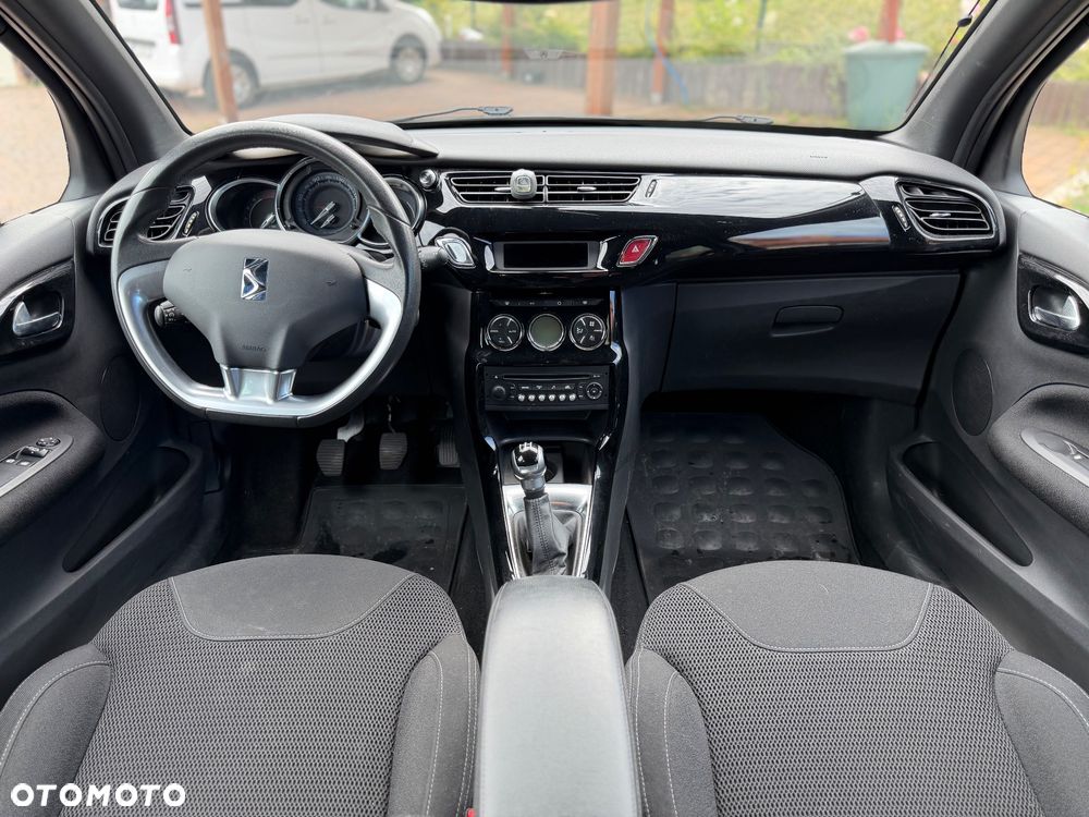 Citroën DS3 1.6 HDi SoChic - 20
