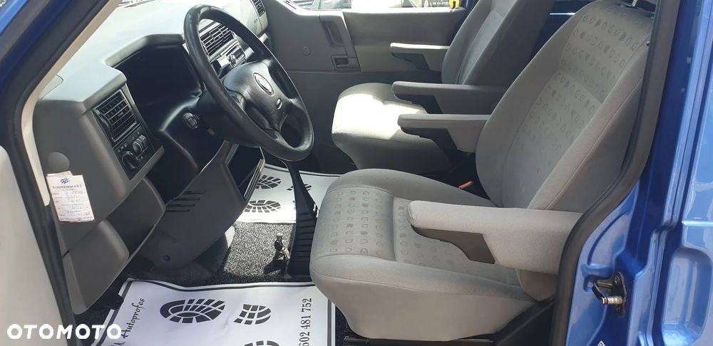 Volkswagen Transporter - 14