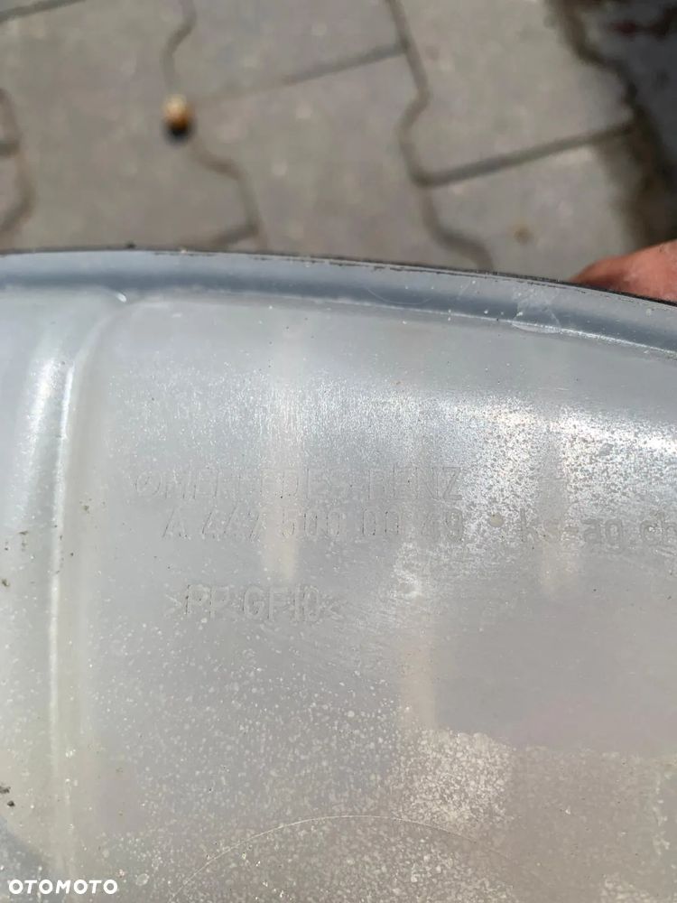 VITO VIANO zbiorniczek wyrównawczy - 2