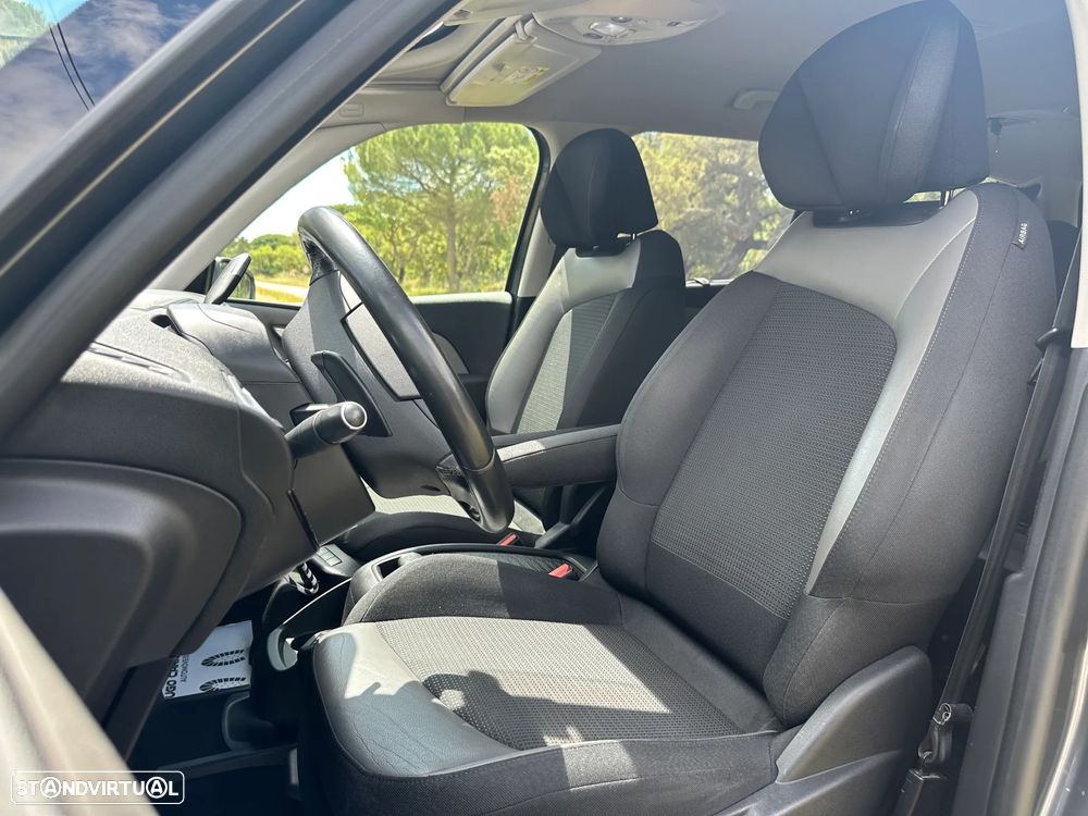 Citroën C4 1.6 e-HDi Exclusive CMP6 - 6