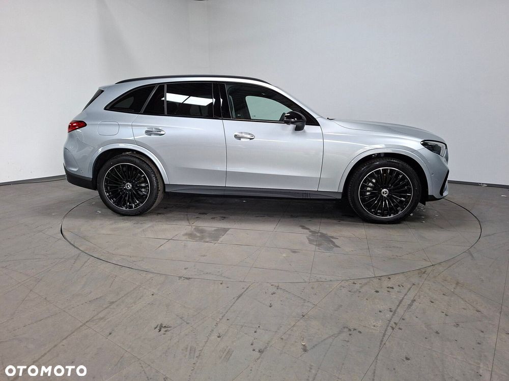Mercedes-Benz GLC - 7
