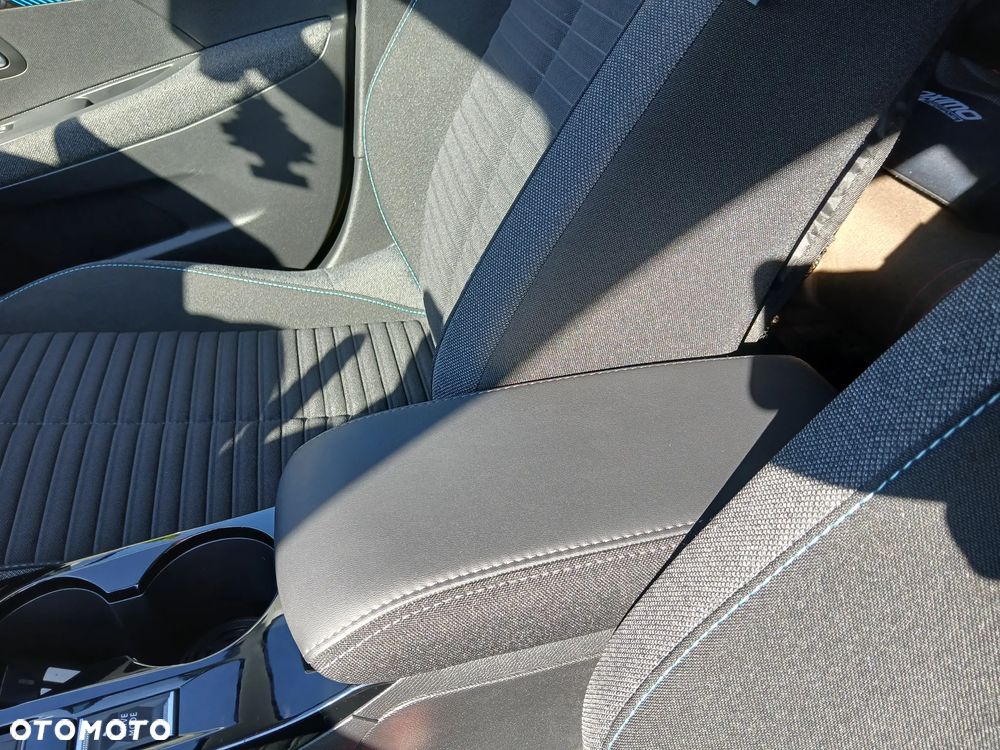 Peugeot 208 Elektromotor 136 E-Style - 31