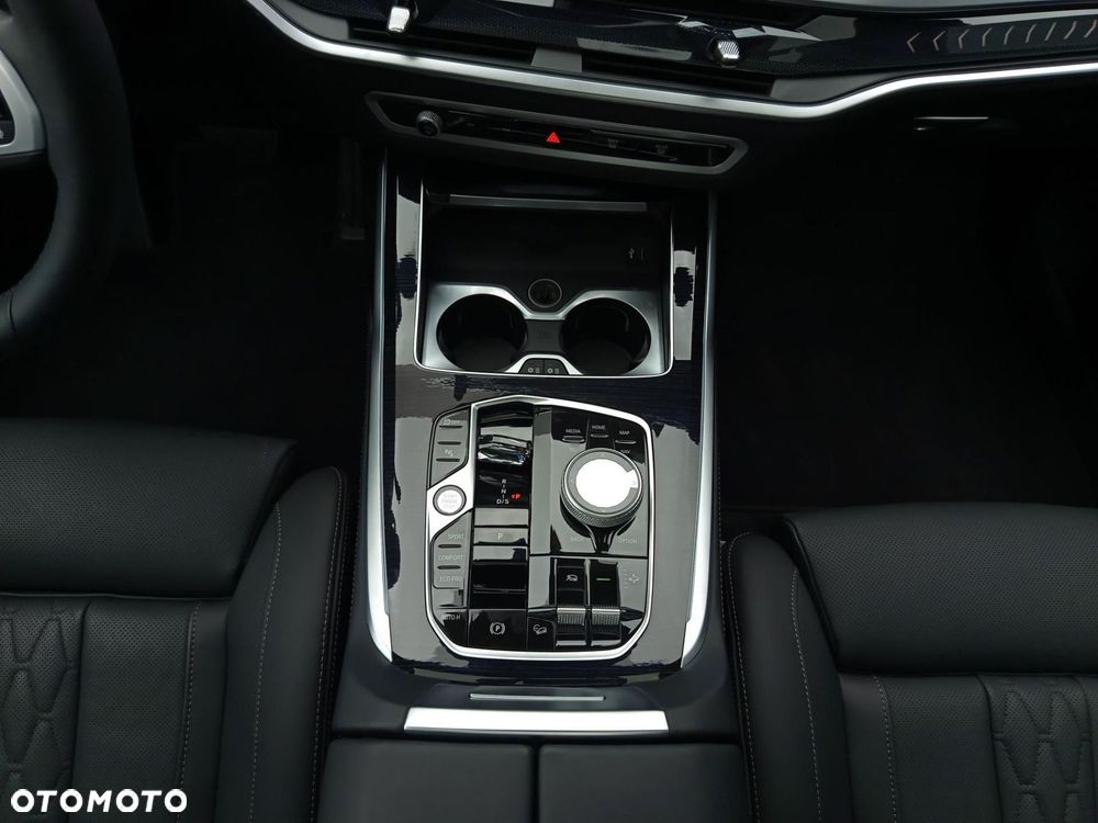BMW X7 xDrive40i mHEV M Sport sport - 19