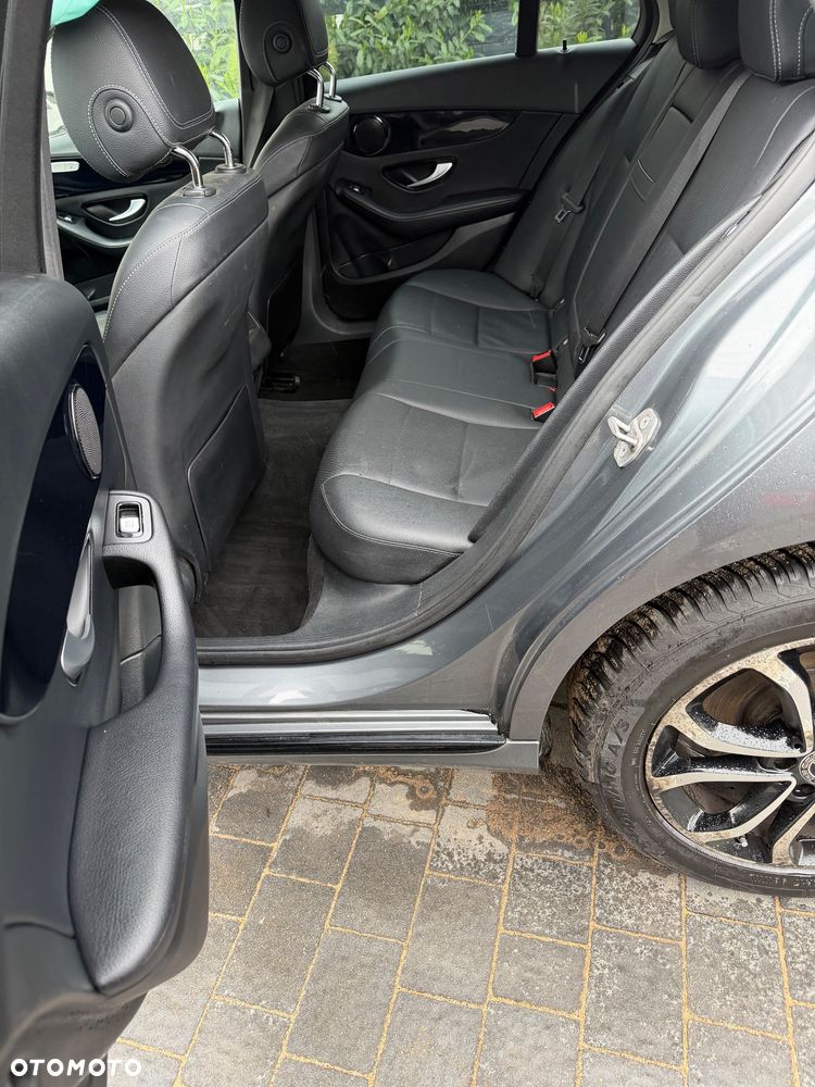 Mercedes-Benz Klasa C 200 d 9G-TRONIC Avantgarde - 29