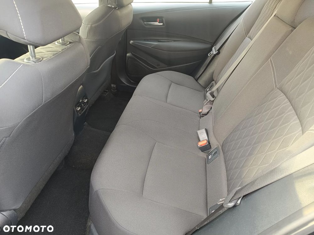 Toyota Corolla 1.6 Comfort - 27