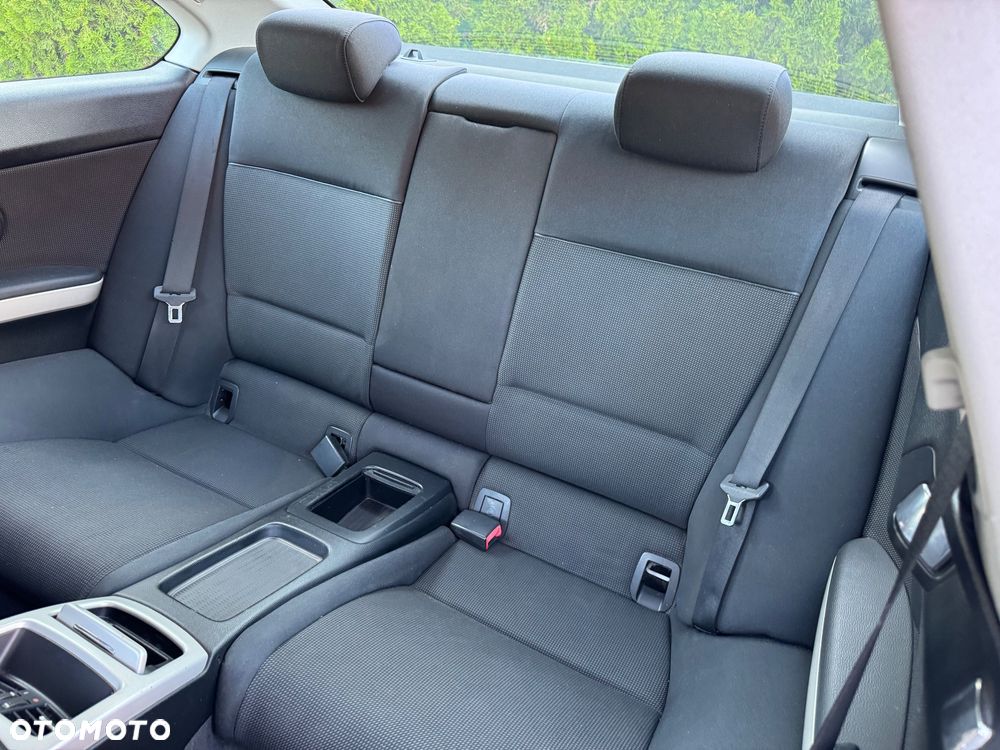 BMW Seria 3 320i M Sport Edition - 8