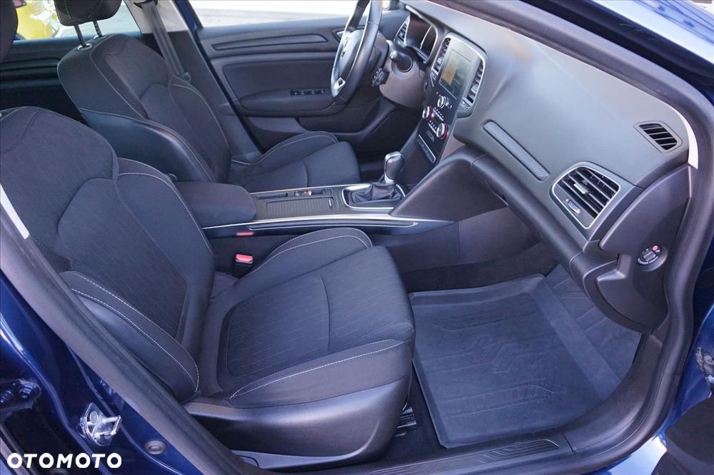 Renault Megane 1.3 TCe FAP Limited EDC - 10