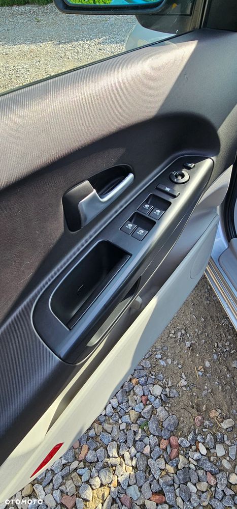 Kia Ceed 1.6 CRDi Dream-Team Edition - 11