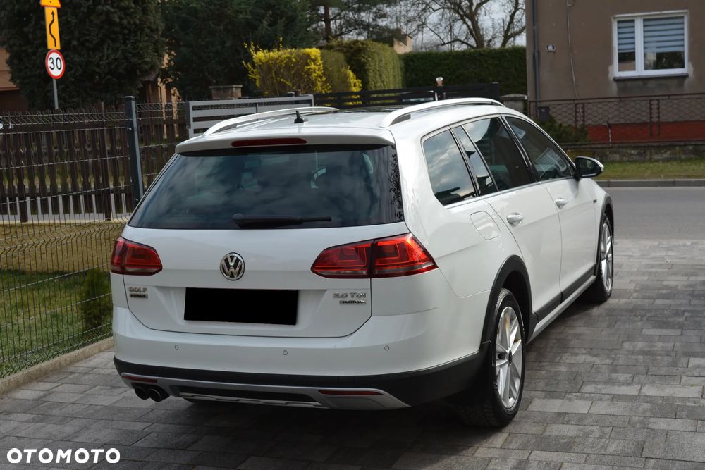 Volkswagen Golf Alltrack 2.0 TDI 4Motion BlueMotion Technol - 17