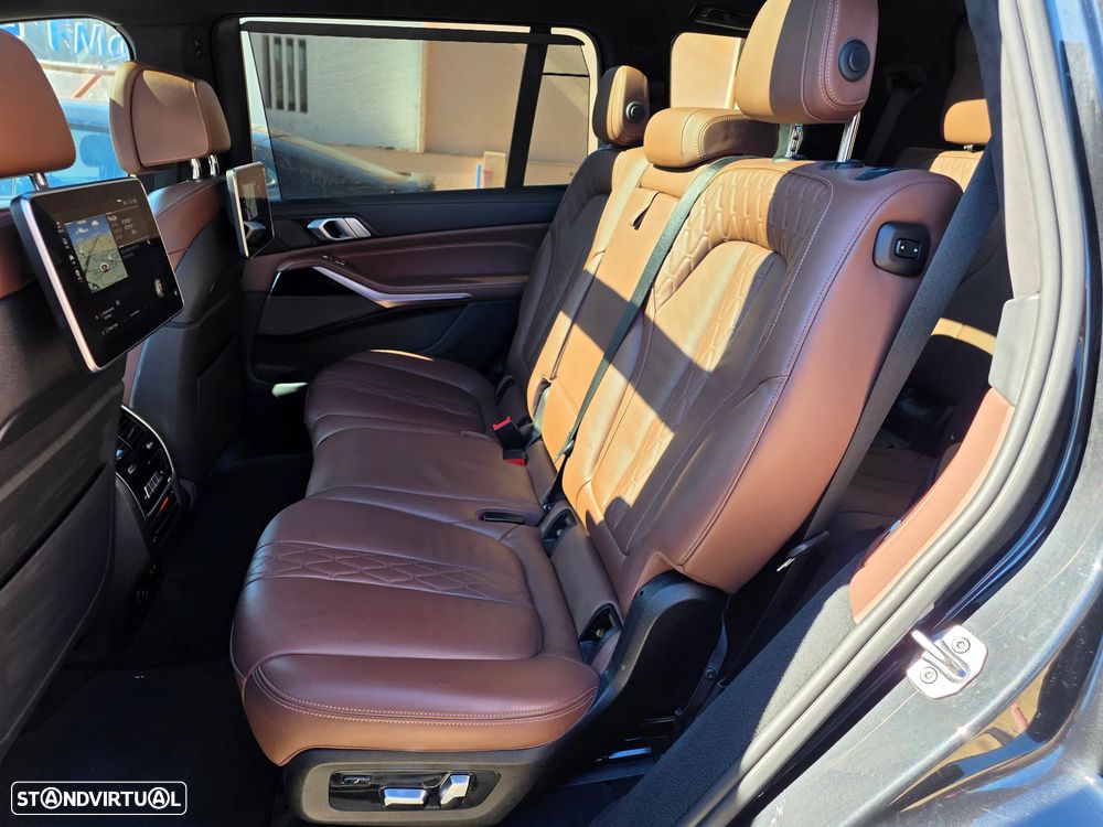 BMW X7 30 d xDrive Pack M - 28