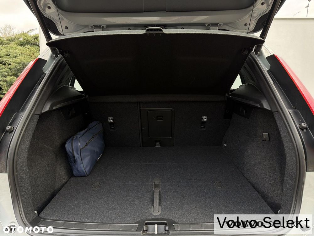 Volvo XC 40 - 29