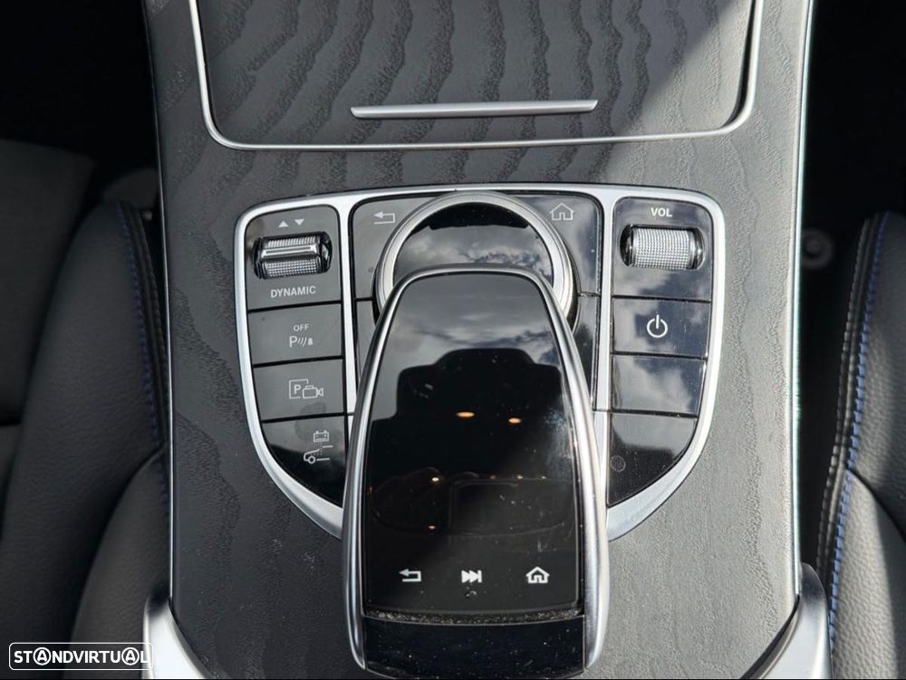 Mercedes-Benz C 300 - 10