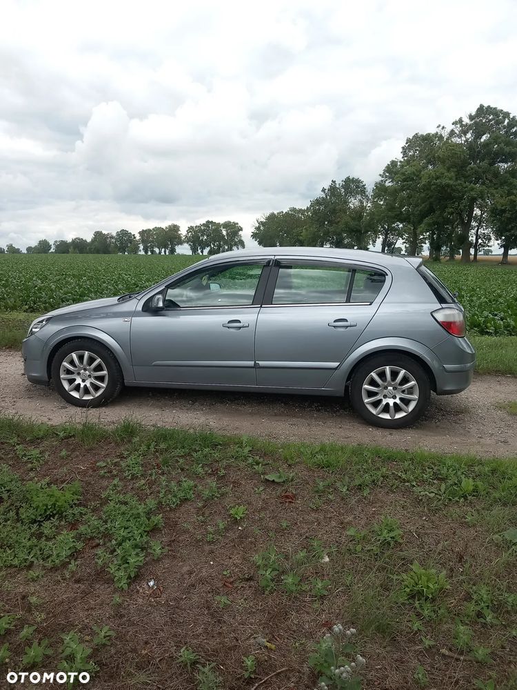 Opel Astra - 4