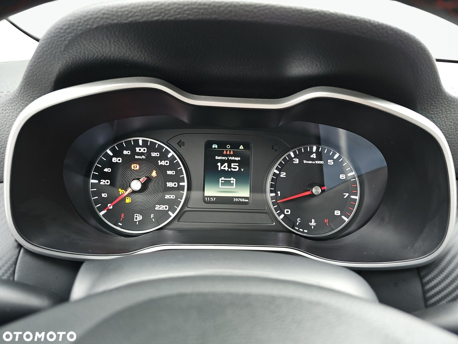 MG ZS - 21