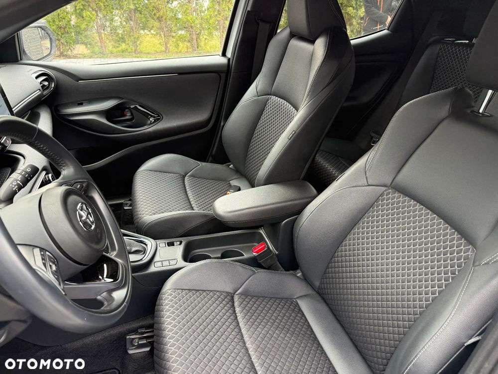 Toyota Yaris 1.5 VVT-i Comfort - 16