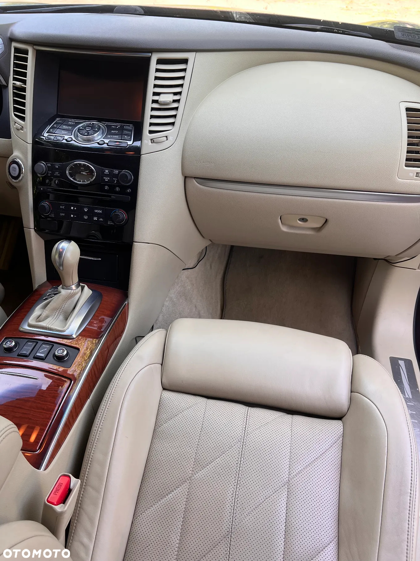Infiniti Q70 3.7 S Premium - 11