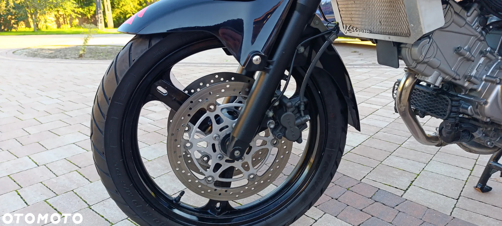 Suzuki V-STROM - 34