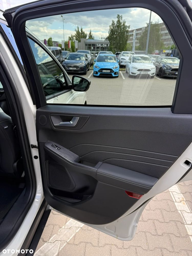 Ford Kuga 2.5 FHEV FWD Sound Edition eCVT - 27