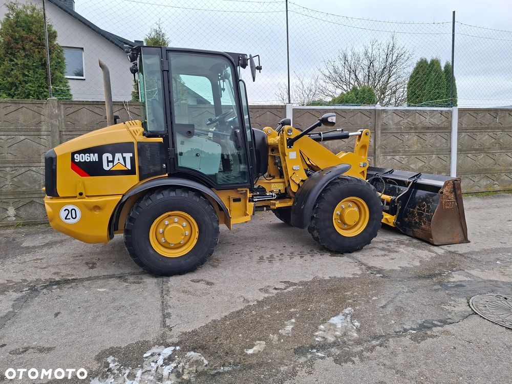 Caterpillar CAT 906 M - 10