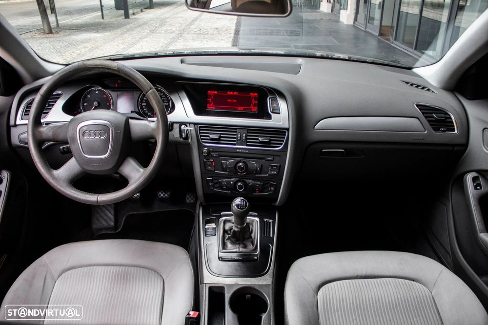 Audi A4 2.0 TDI DPF Ambition - 19