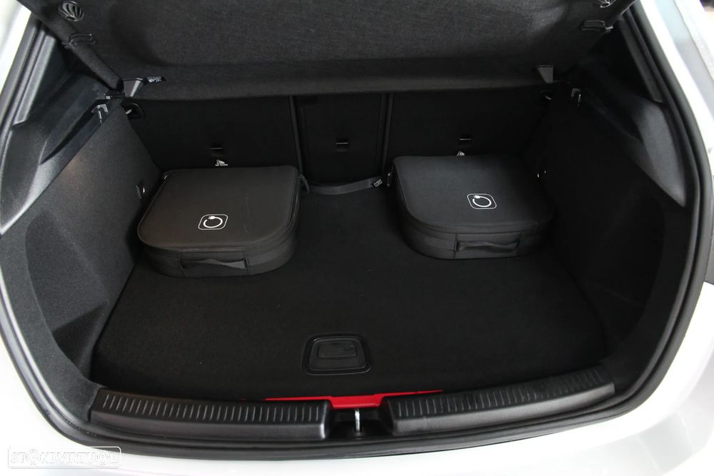 Mercedes-Benz A 250 e Style Plus - 24