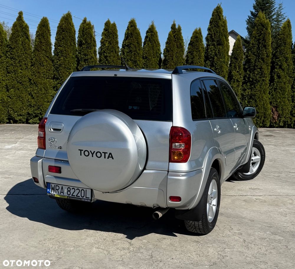 Toyota RAV4 4x4 Sol - 11